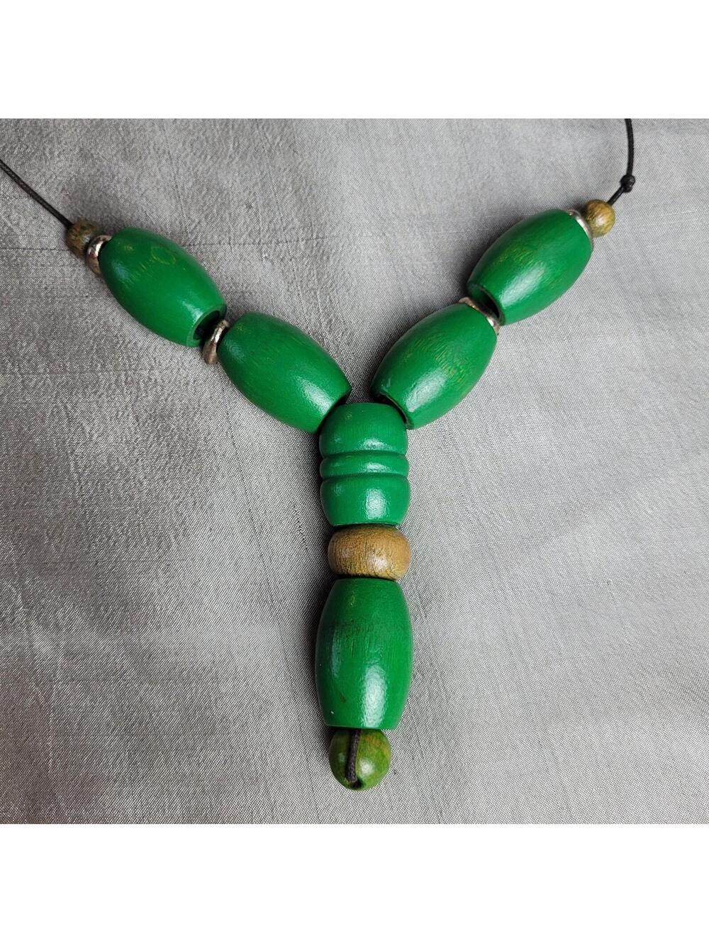 Vintage Style Green Wooden Bead Necklace